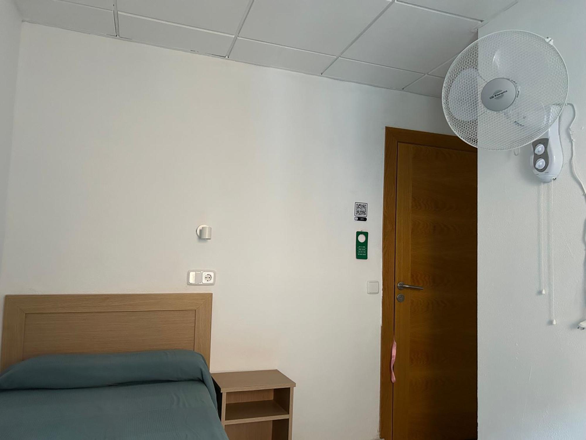 Hostal San Telmo - Adults Only Cala Major  Екстериор снимка
